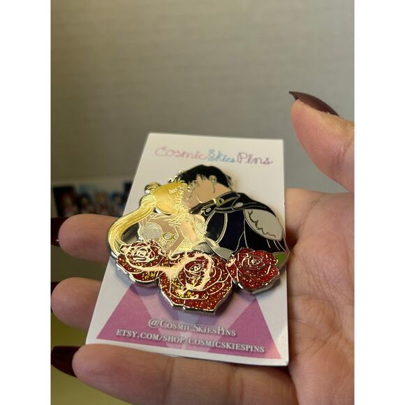 Sailor Moon Pin Anime Cosmic Skies Pins Princess Serenity & Prince Endymion Kiss - Picture 8 of 9